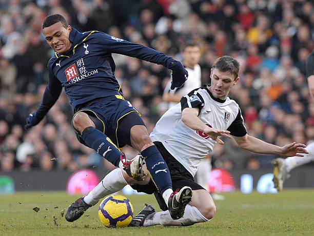 两回合较量 两回合较量