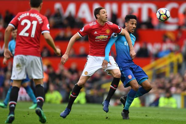 赛前默哀 赛前默哀