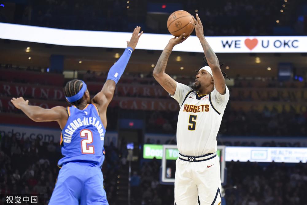 但足球场上 但足球场上